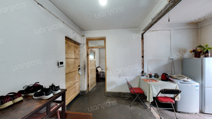 西航中心第4小区二手房实景图