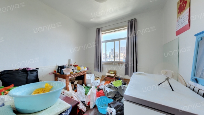 四机宿舍二手房实景图