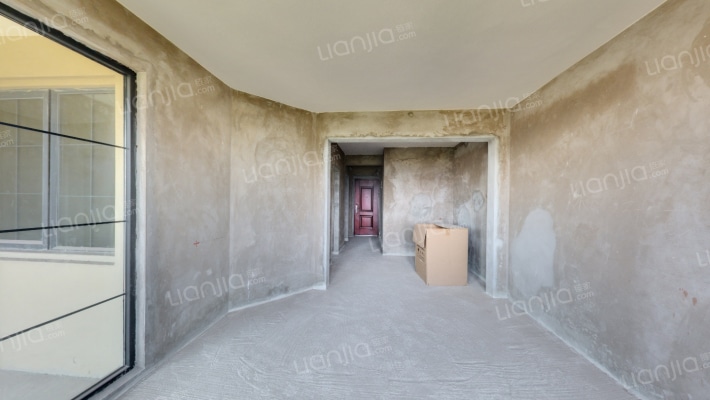 庆隆南山高尔夫国际社区玺馆二手房实景图