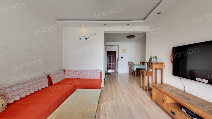 青建尚东区二手房实景图