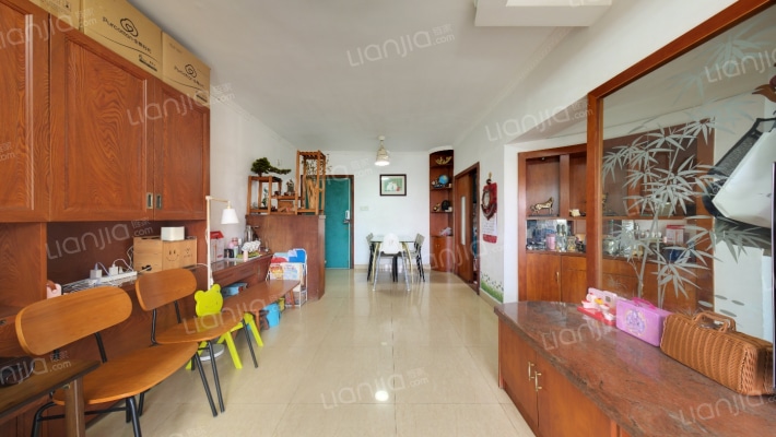 湖景居二手房实景图