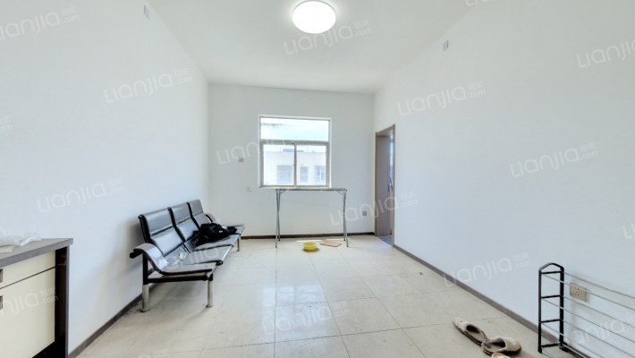 郑密路40号院二手房实景图