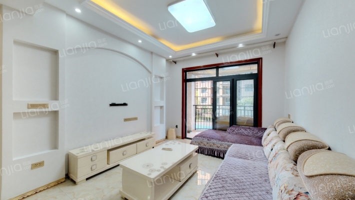 中国铁建香漫溪岸二手房实景图