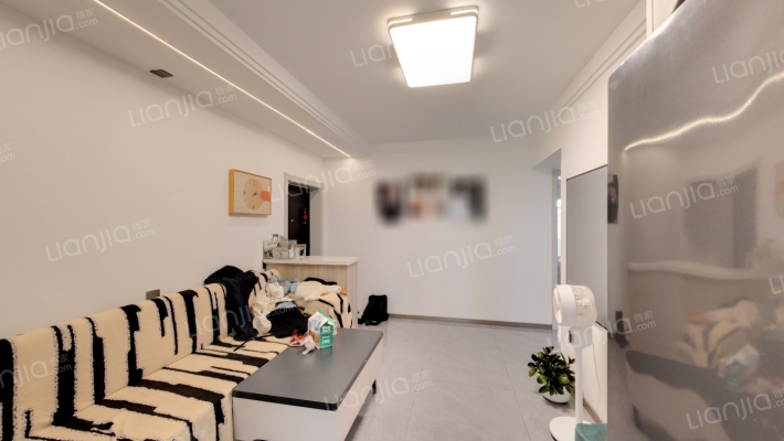 环江里二手房实景图