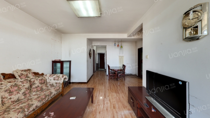 俊城浅水湾二手房实景图