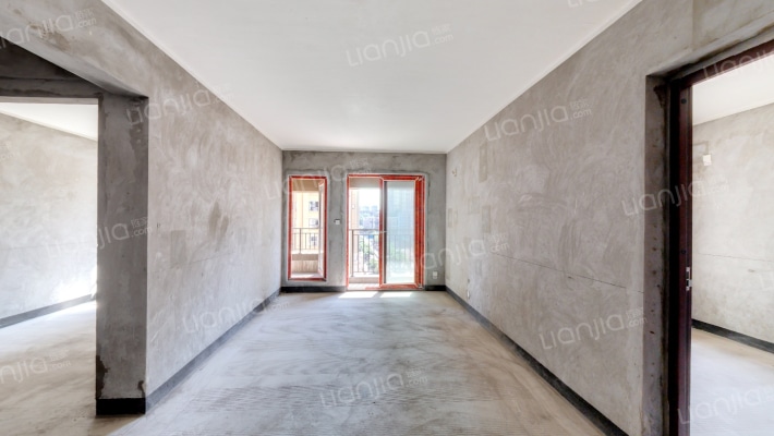 融创春晖十里雍和府二手房实景图