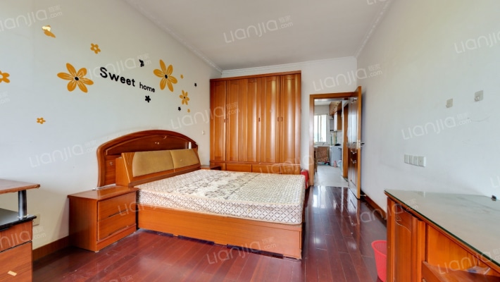 宜多宾巷散盘二手房实景图