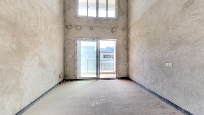 拉菲公馆A区二手房实景图