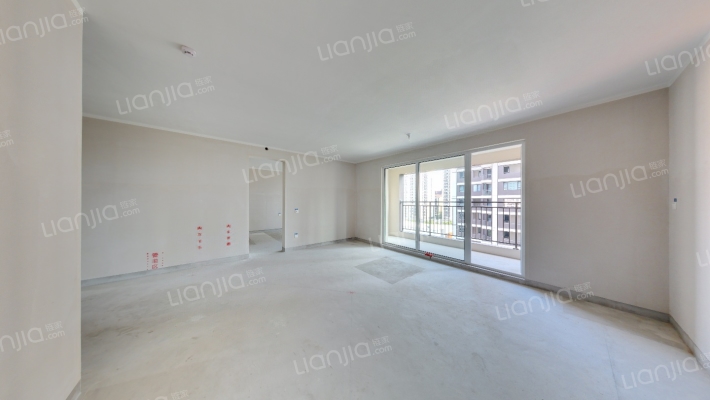 中海半山雲境藏峰二手房实景图