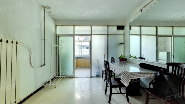 梁家牌楼16号西院二手房实景图