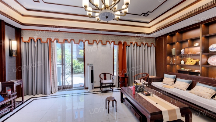 江山樾一期二手房实景图