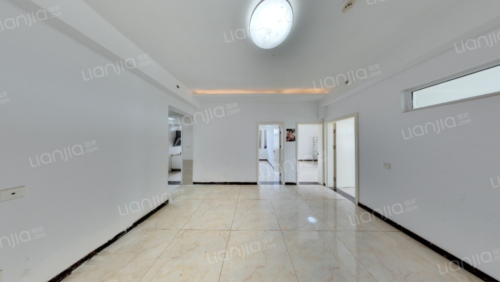 金玺总部港二手房实景图