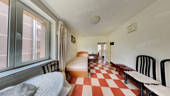 解放路（武昌街商圈）二手房实景图