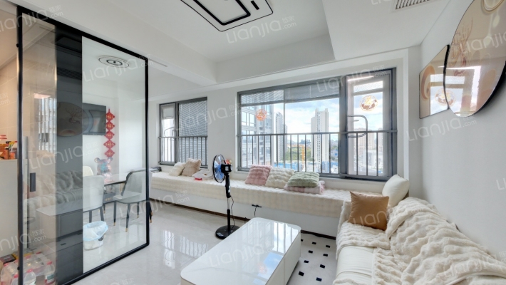 中天宸锦学府二手房实景图