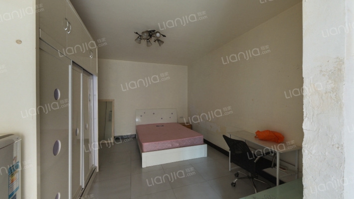 志龙石坪苑二手房实景图