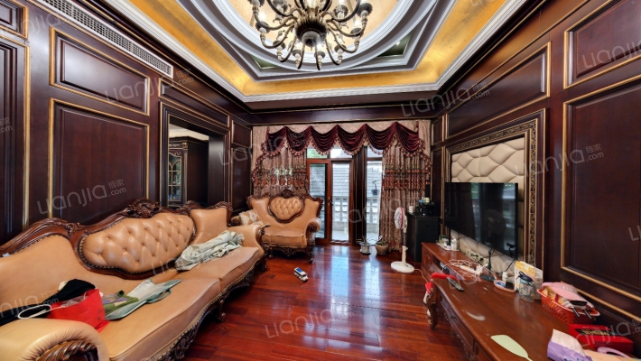 晋愉碧怡林畔东岸二手房实景图