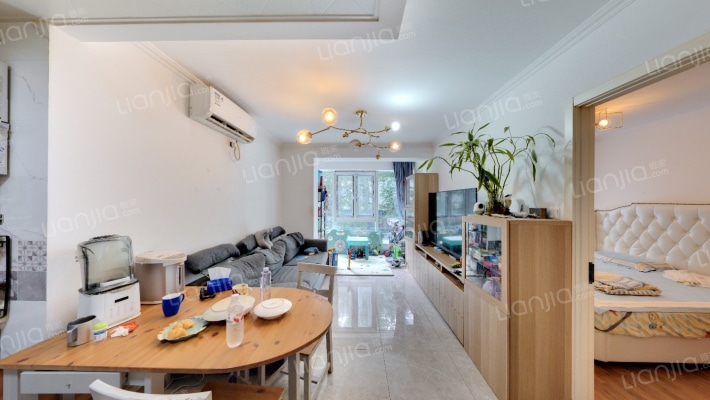 后现代城D区二手房实景图