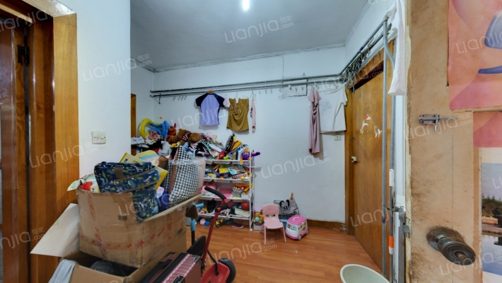 明霞路小区二手房实景图