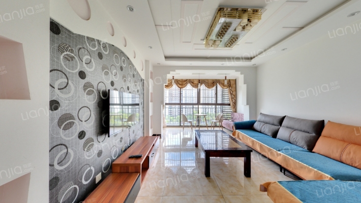 致源花园二手房实景图