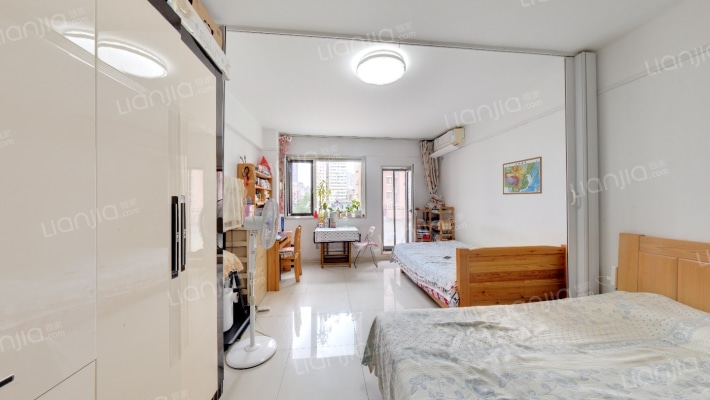 前城国际二期二手房实景图