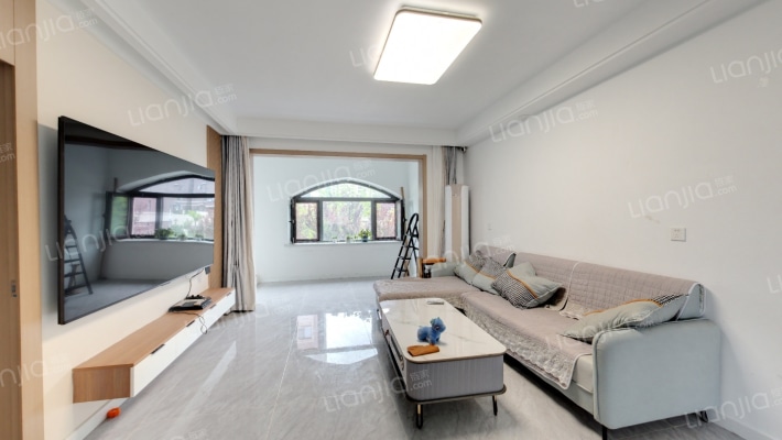 泰和郡五期二手房实景图