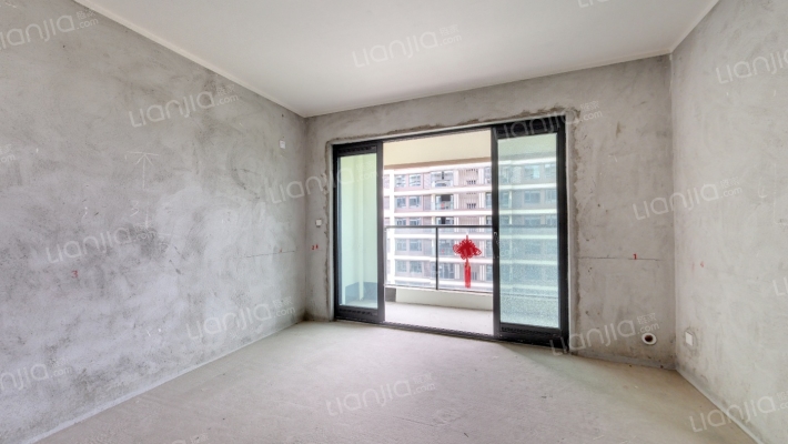 浩创半山溪谷二手房实景图