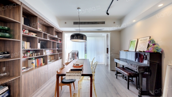 九龙仓风华里二手房实景图