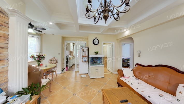 亿达峦翠园二手房实景图