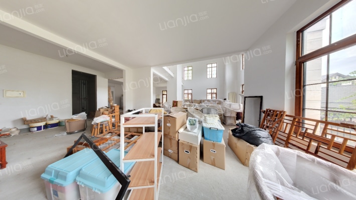 保利垄上九区二手房实景图