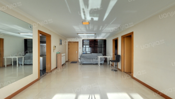 时代之光名苑二手房实景图