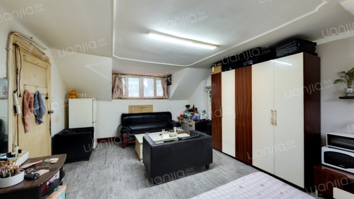 津南里二手房实景图