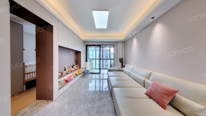 中海·阅泓山晓二手房实景图