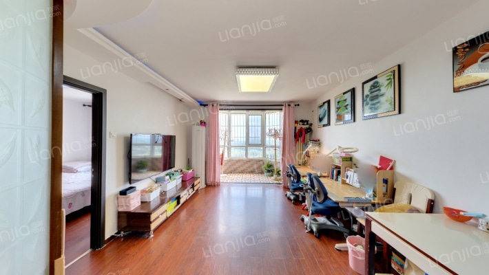 翠成馨园C区二手房实景图