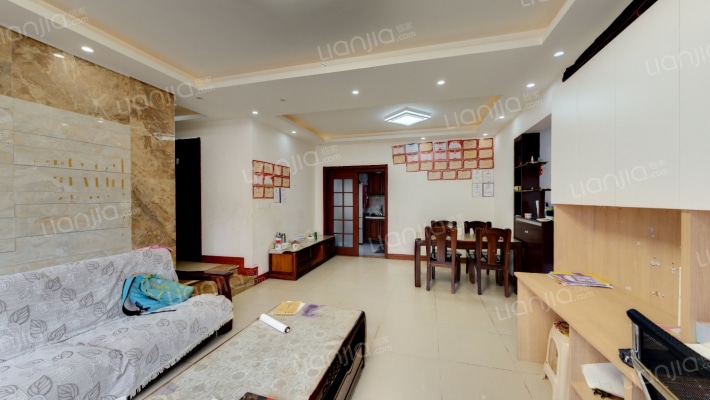 春城雅云轩二手房实景图