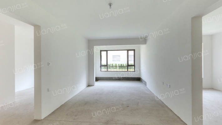 四季春晓二手房实景图