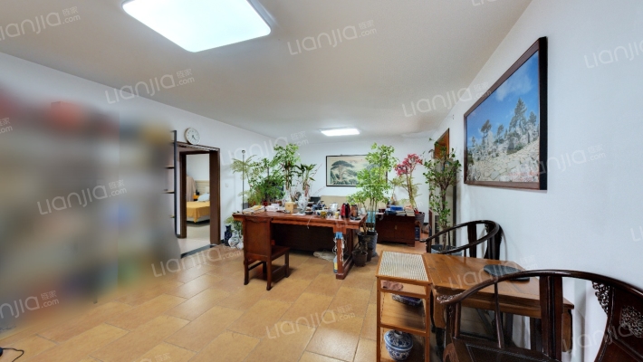 公园国际二手房实景图