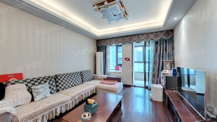 万科美景龙堂二手房实景图