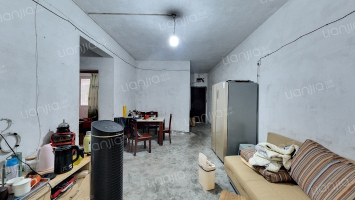 龙井佳苑小区一期二手房实景图