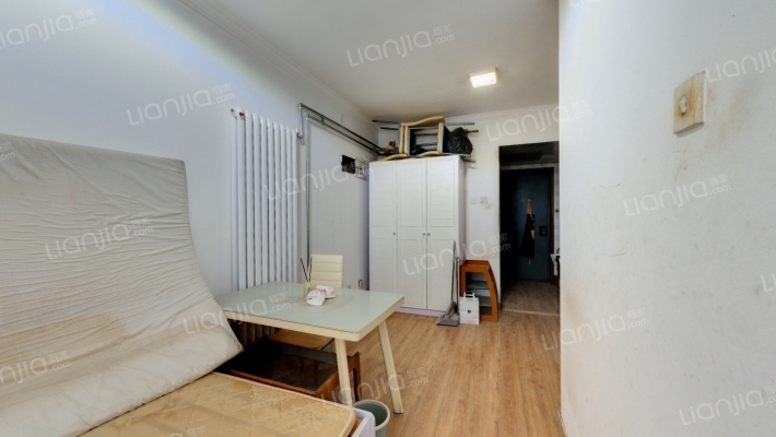 新新公寓二手房实景图