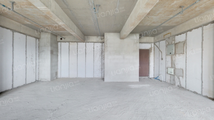 未来创客中心二手房实景图