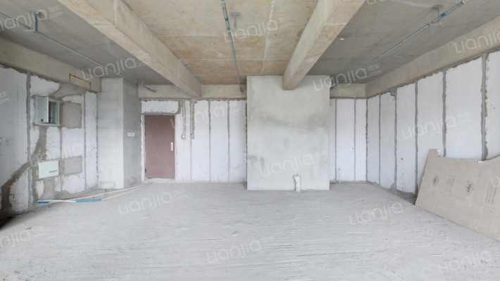 未来创客中心二手房实景图