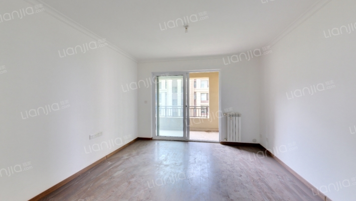 万科大都会海悦苑二手房实景图