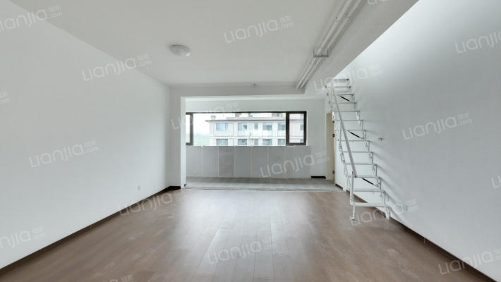 鑫都森林山二手房实景图