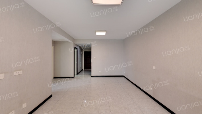 春晓华苑二手房实景图