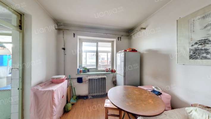 开江南里二手房实景图