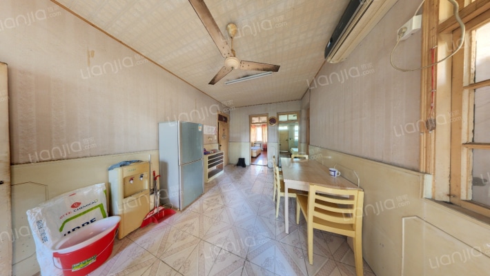 梁丰花园（花园浜南村）二手房实景图