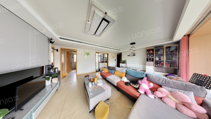 海信珠山小镇二期格林二手房实景图