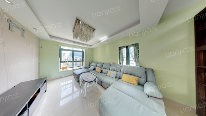 凤冠华庭二手房实景图