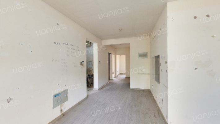 华远栖塘二手房实景图