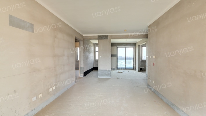 泰宏建业国际城15号院二手房实景图